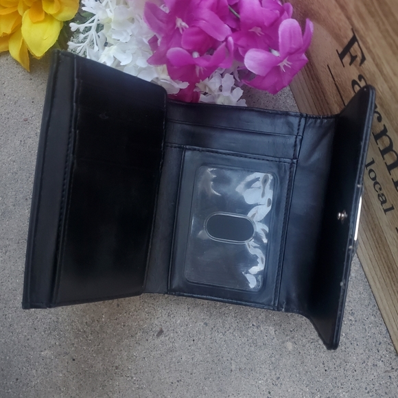 Genuine Black Leather 4 fold wallet - Picture 4 of 4